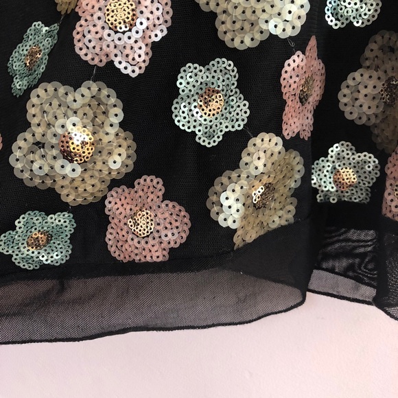 Retro Flower Power Crop - Picture 4 of 4